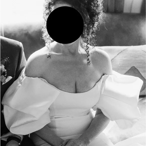Monique Lhuillier “Admire” Silk Mikado Off-Shoulder Trumpet Gown